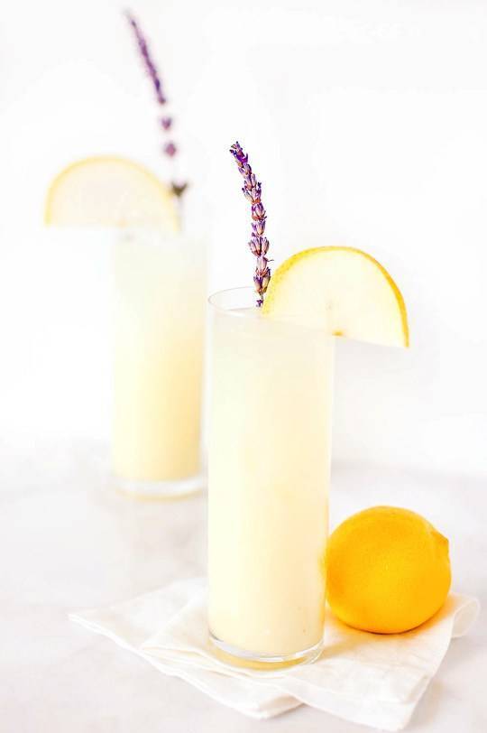 spiked-pear-lavender-lemonade-recipe-sugar-cloth-6