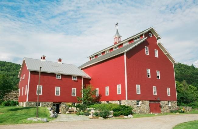 Romantic Vermont Wedding at West Monitor Barn - amy donohue photography 20