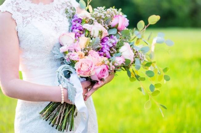 Sweet Summer Blossoms Styled Shoot 3