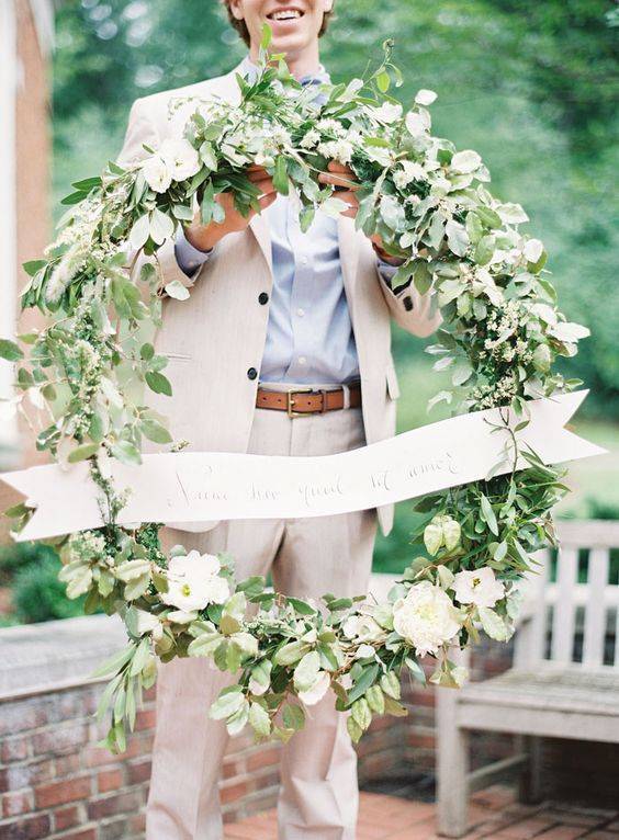 Oversized Wedding Wreath Inspiration 63