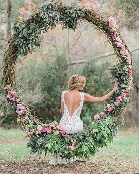 Oversized Wedding Wreath Inspiration 75