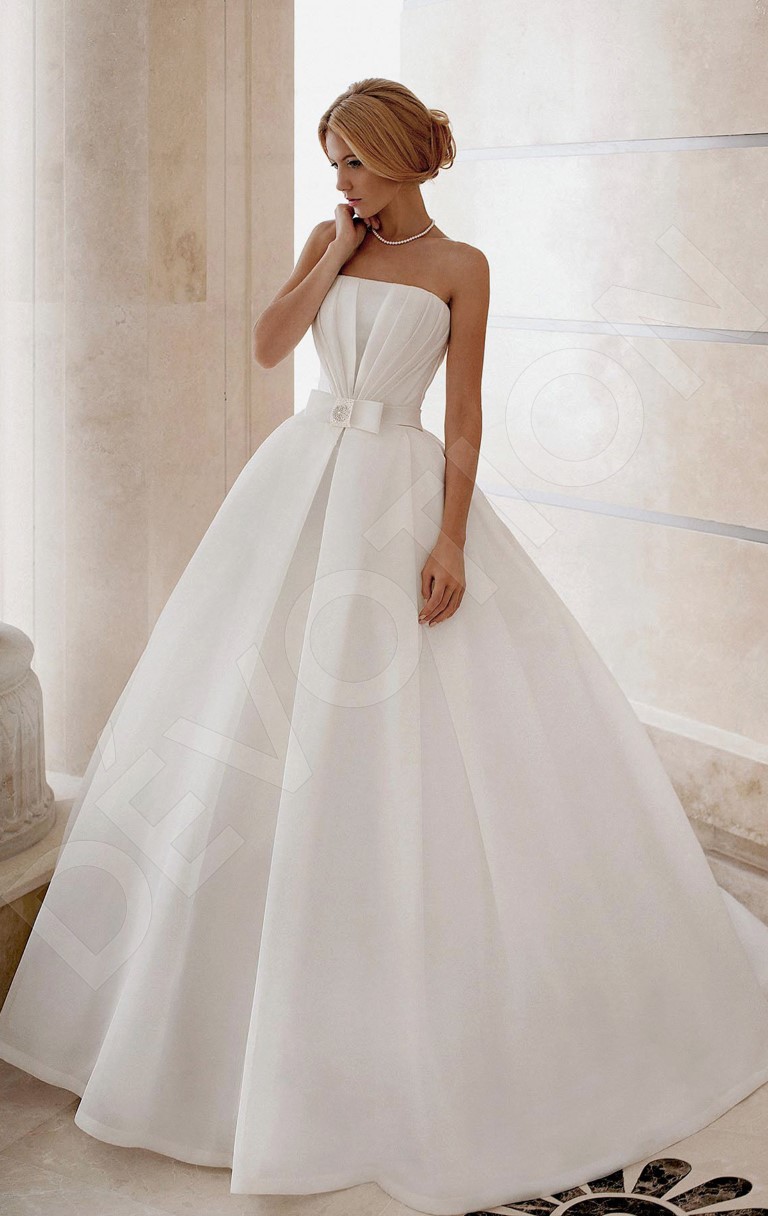5 Mistakes Not to Make When Shopping for a Wedding Dress 51
