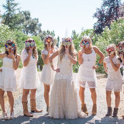 5 Silly Bridesmaid Photo Ideas: Use Those Props!