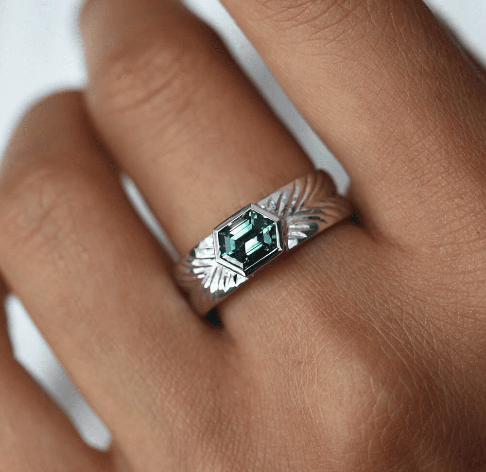 Top 5 Sapphire Engagement Rings From Capucinne 27