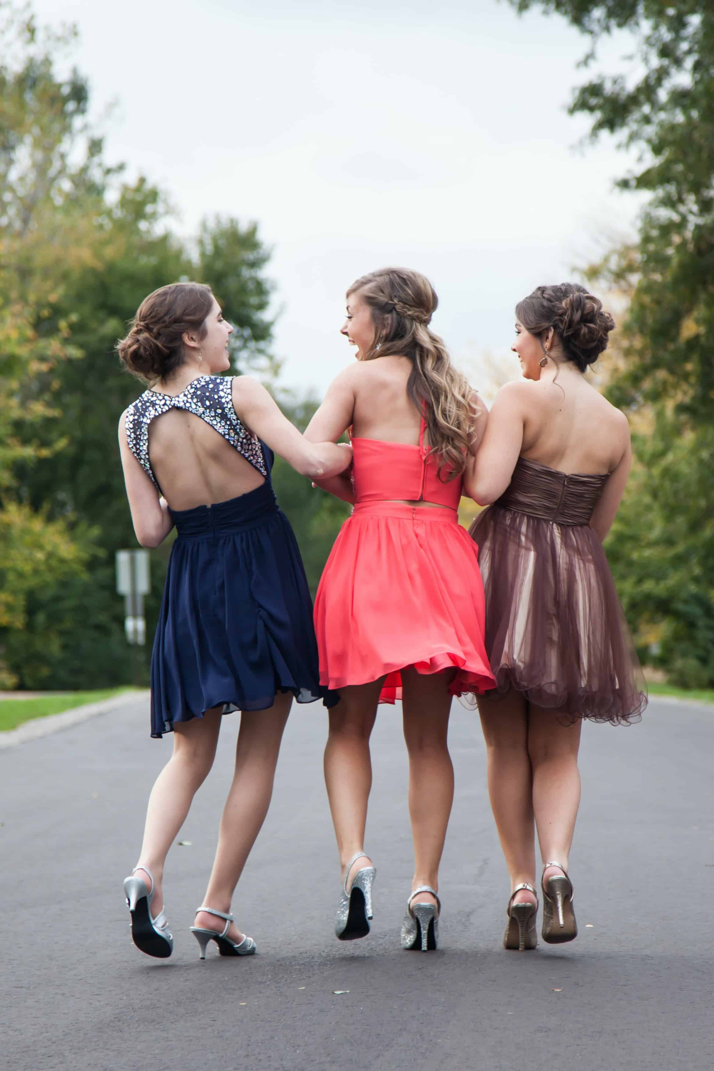 How To Choose a Prom Dress for Your Body Shape