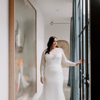 How to Make Your Belly Less Noticeable in Your Wedding Dress