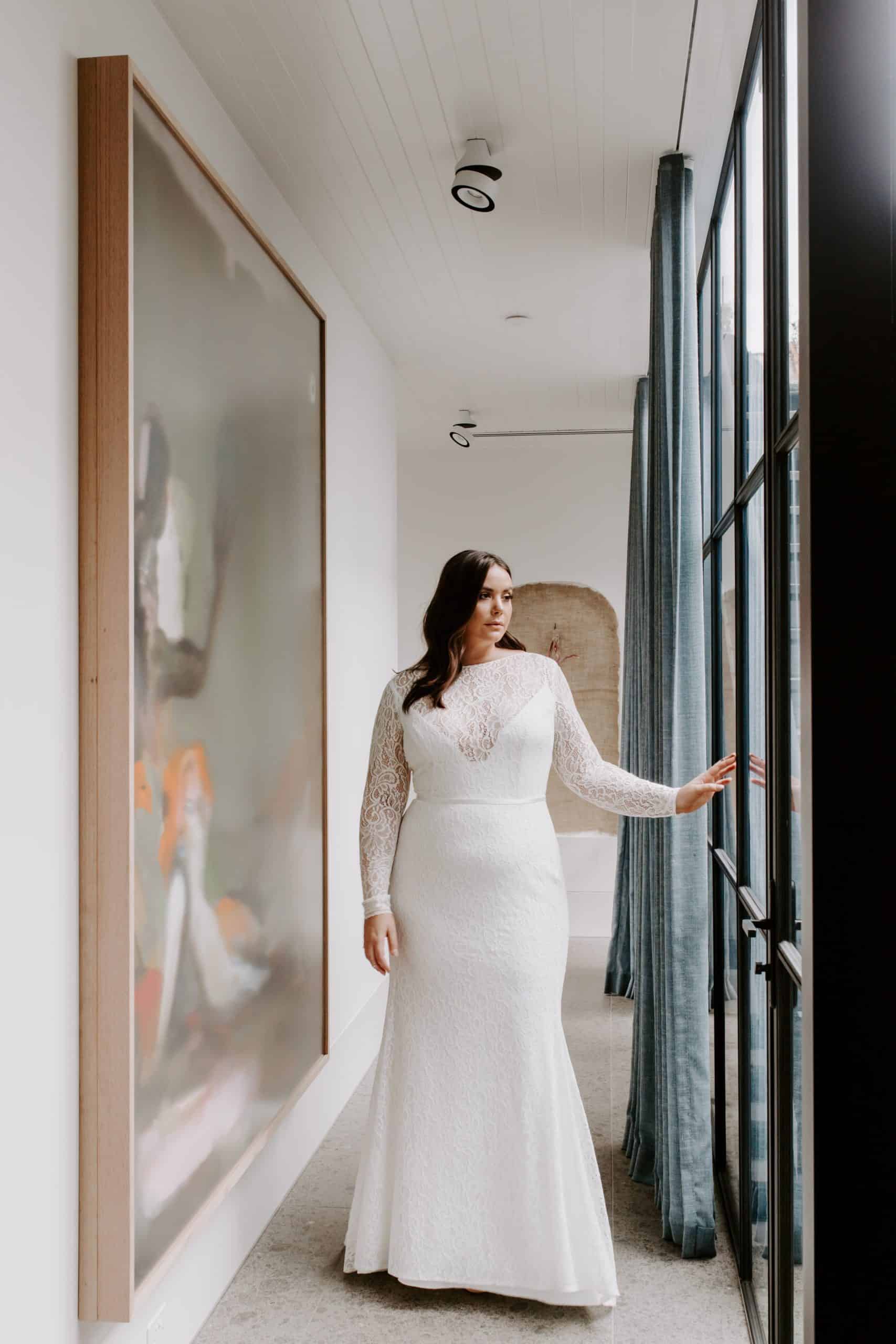 How to Make Your Belly Less Noticeable in Your Wedding Dress - Sweet Violet  Bride