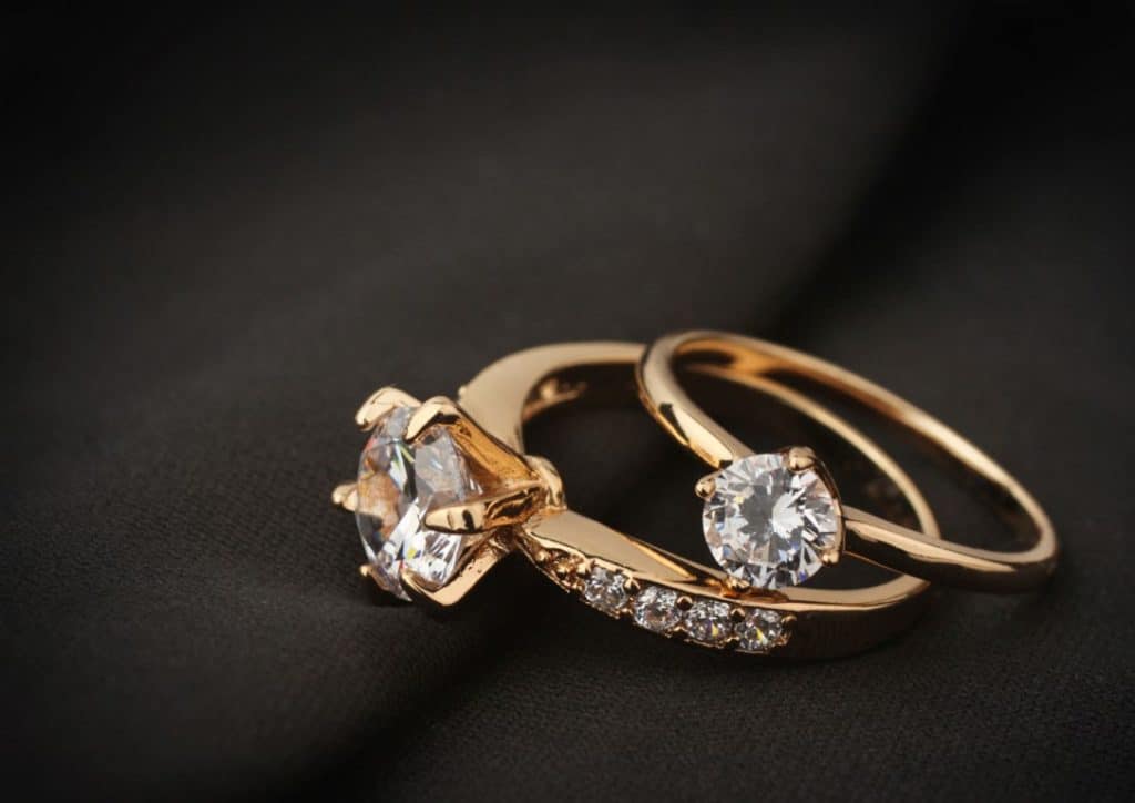 Trends In Engagement Ring Designs For Modern Couples 15