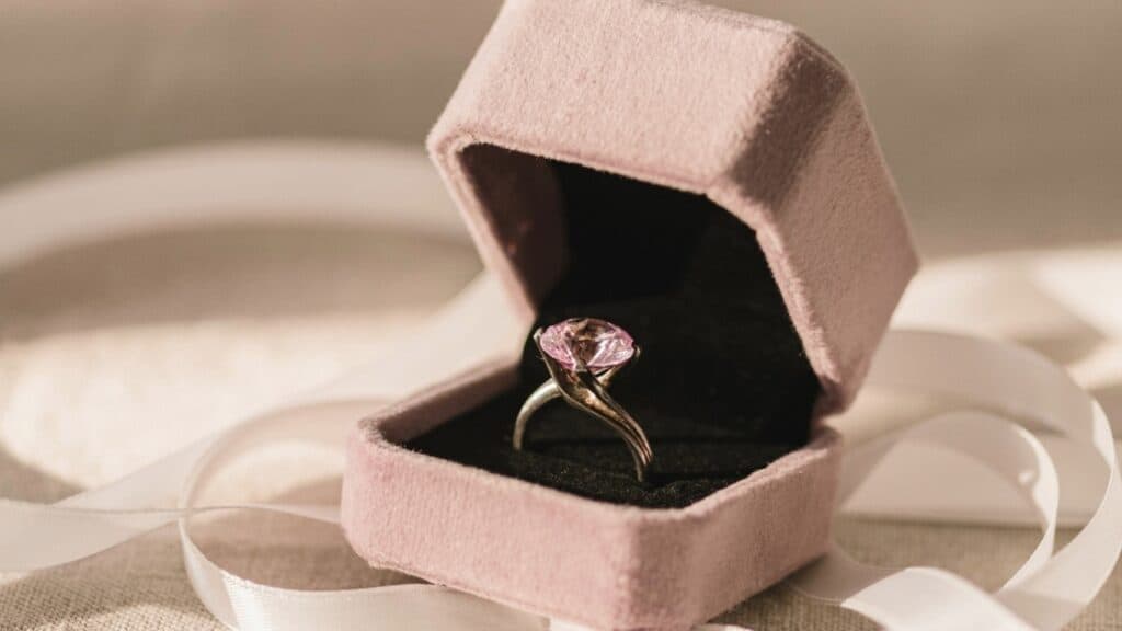 Why Pink Diamonds Are the Perfect Touch for Your Wedding Look 19