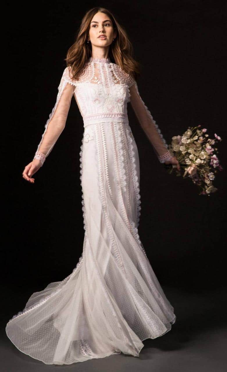 High-Necked Wedding Gowns: The Subtle Star of Bridal Fashion 21