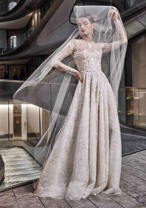 High-Necked Wedding Gowns: The Subtle Star of Bridal Fashion 19