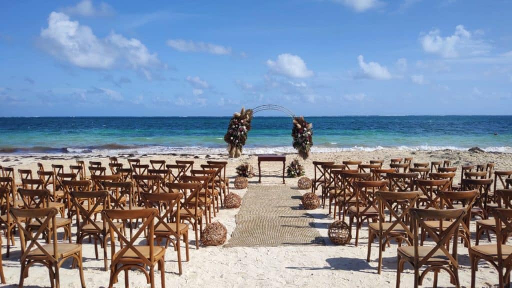 Cancun Weddings 37