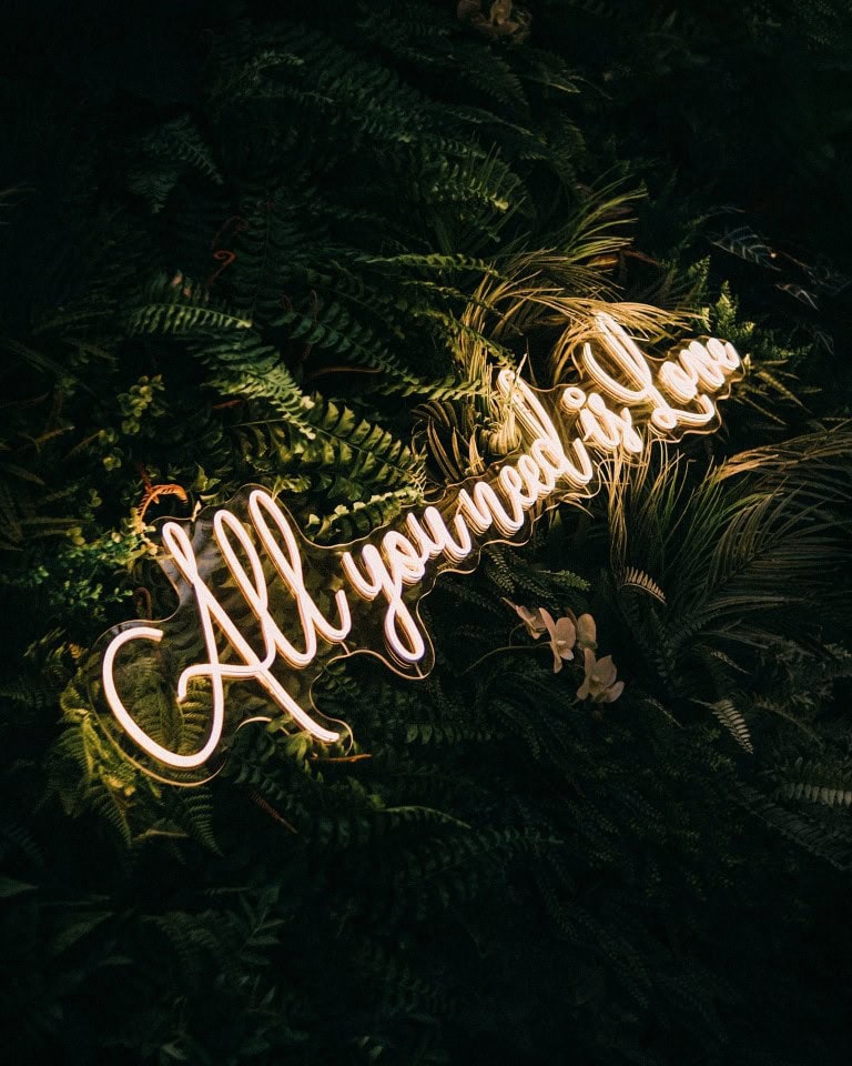 How to Incorporate Neon Signs into Your Wedding Reception 39