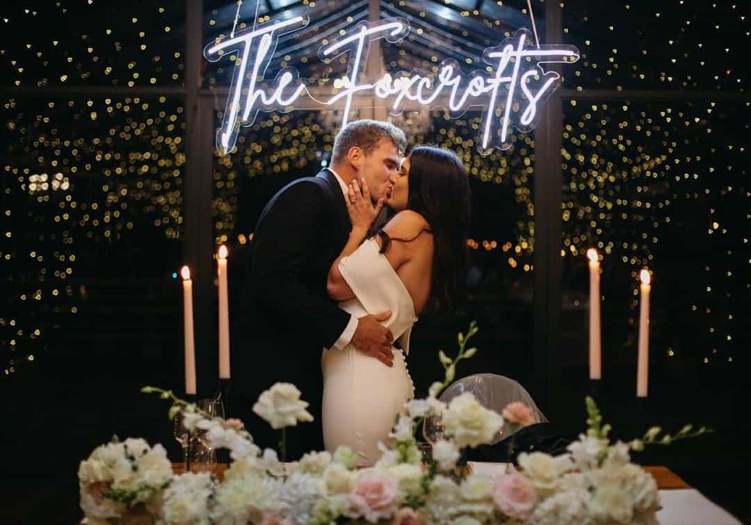 How to Incorporate Neon Signs into Your Wedding Reception 41